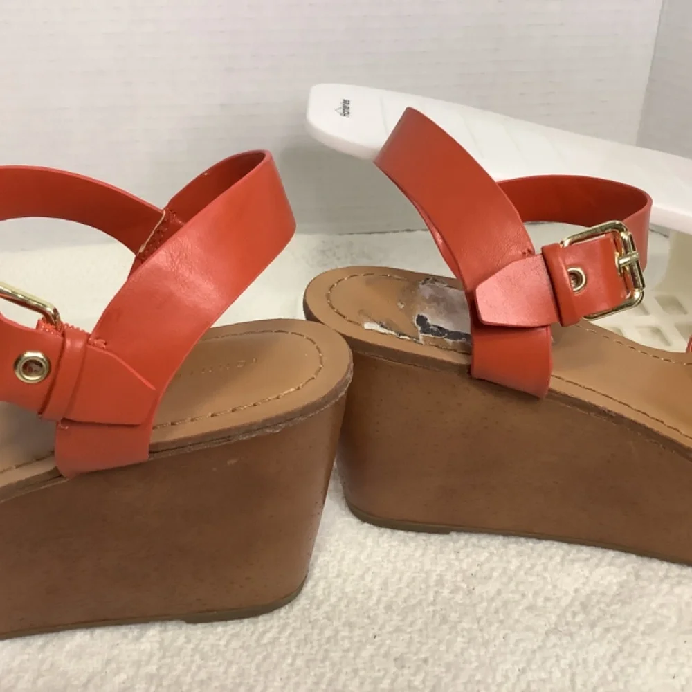 EUC Tommy‎ Hilfiger Walslei Orange Platform Sandals